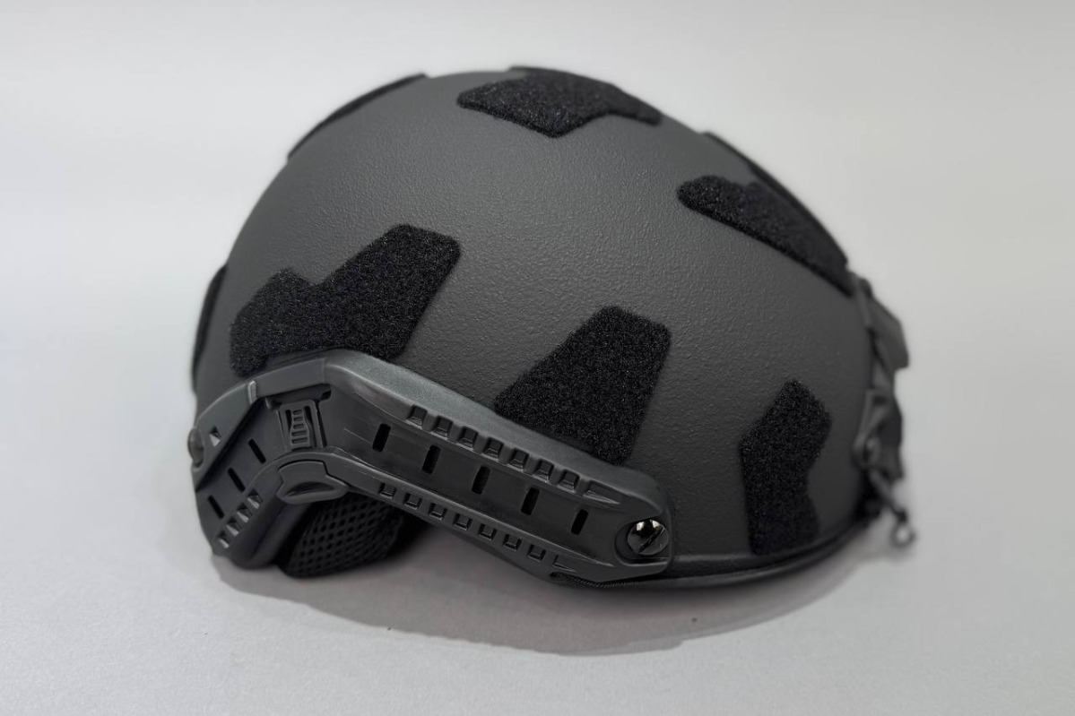 Шлем тактический СВМПЭ Fast Ops Core Венди без ушей черный