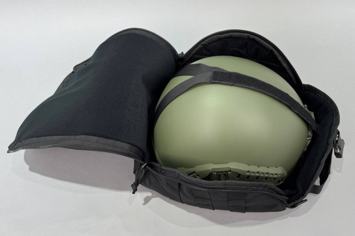 Шлем LO с защитой ушей олива - фото 2