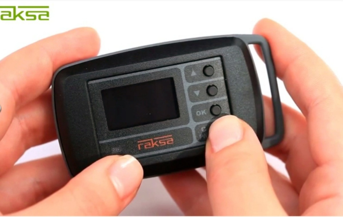 Обнаружитель жучков Raksa Idet